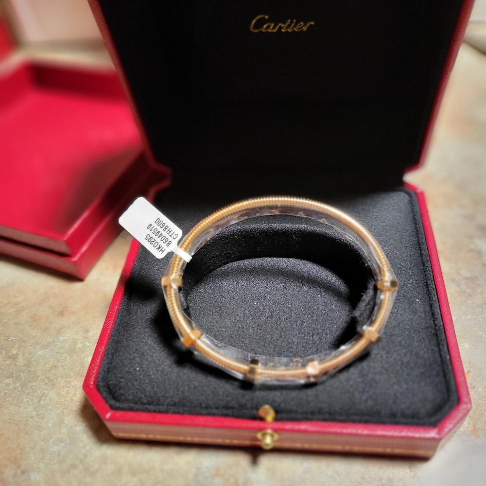 Cartier nib authenti rose gold ecrou  size 19 htf.